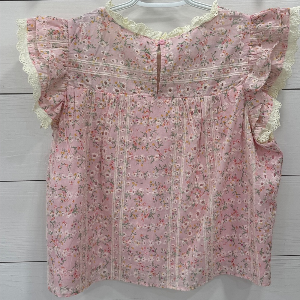 Floral Pink Blouse with Lace Trim - Picture 2 of 2